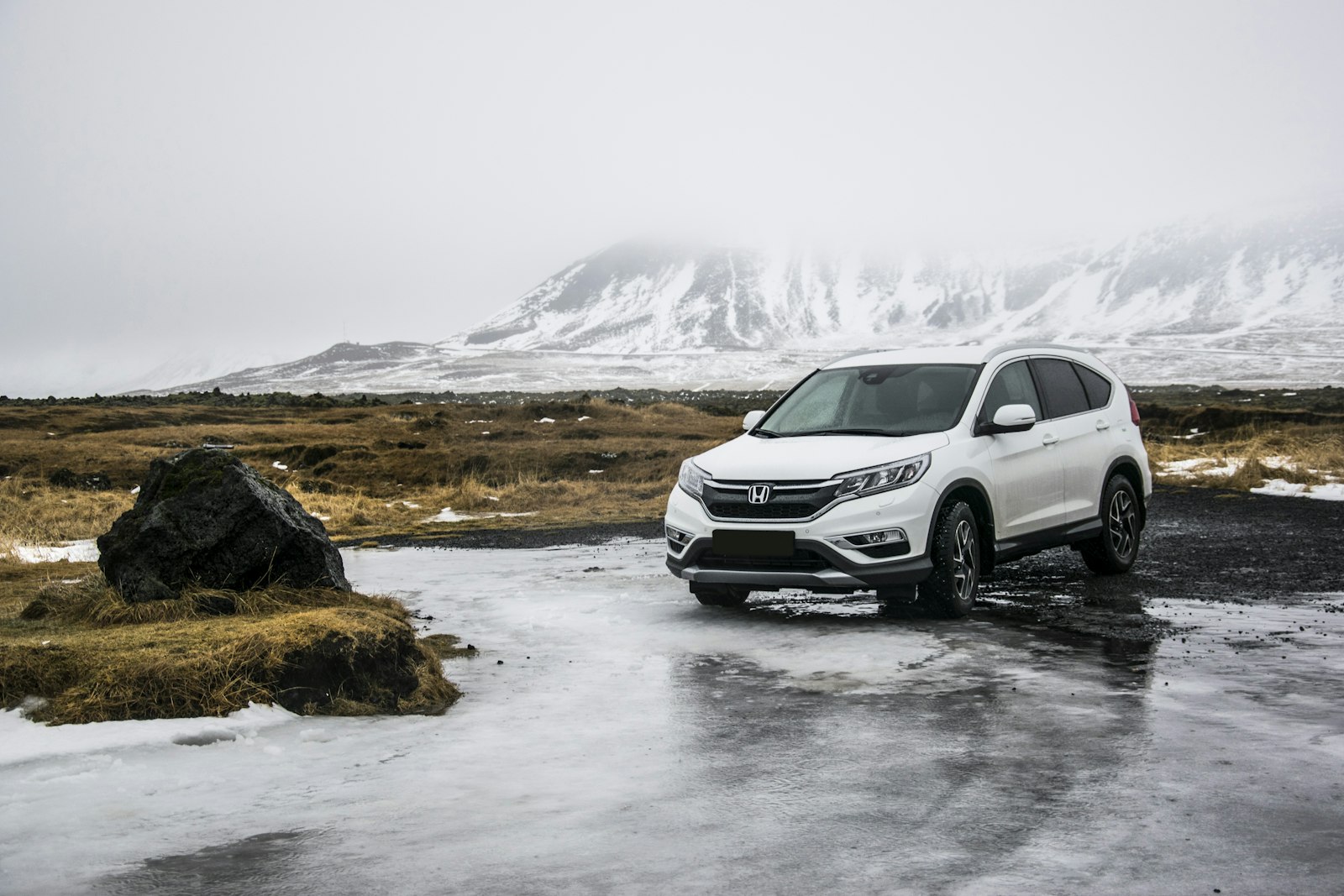 SUV noir moderne